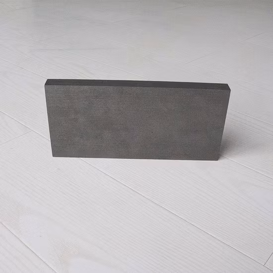 Factory Direct Price Good Thermal Stability High Strength Magnesia Carbon Firebrick Refractory Carbon Brick for Ladles Converter